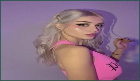 Lauren Burch: The Rising Star Of Social Media